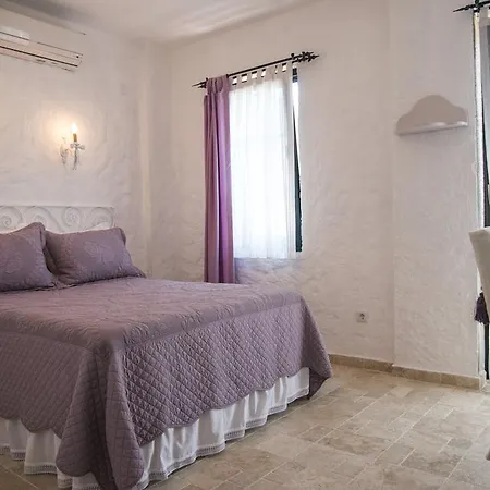 Aurora Bed & Breakfast Alaçatı